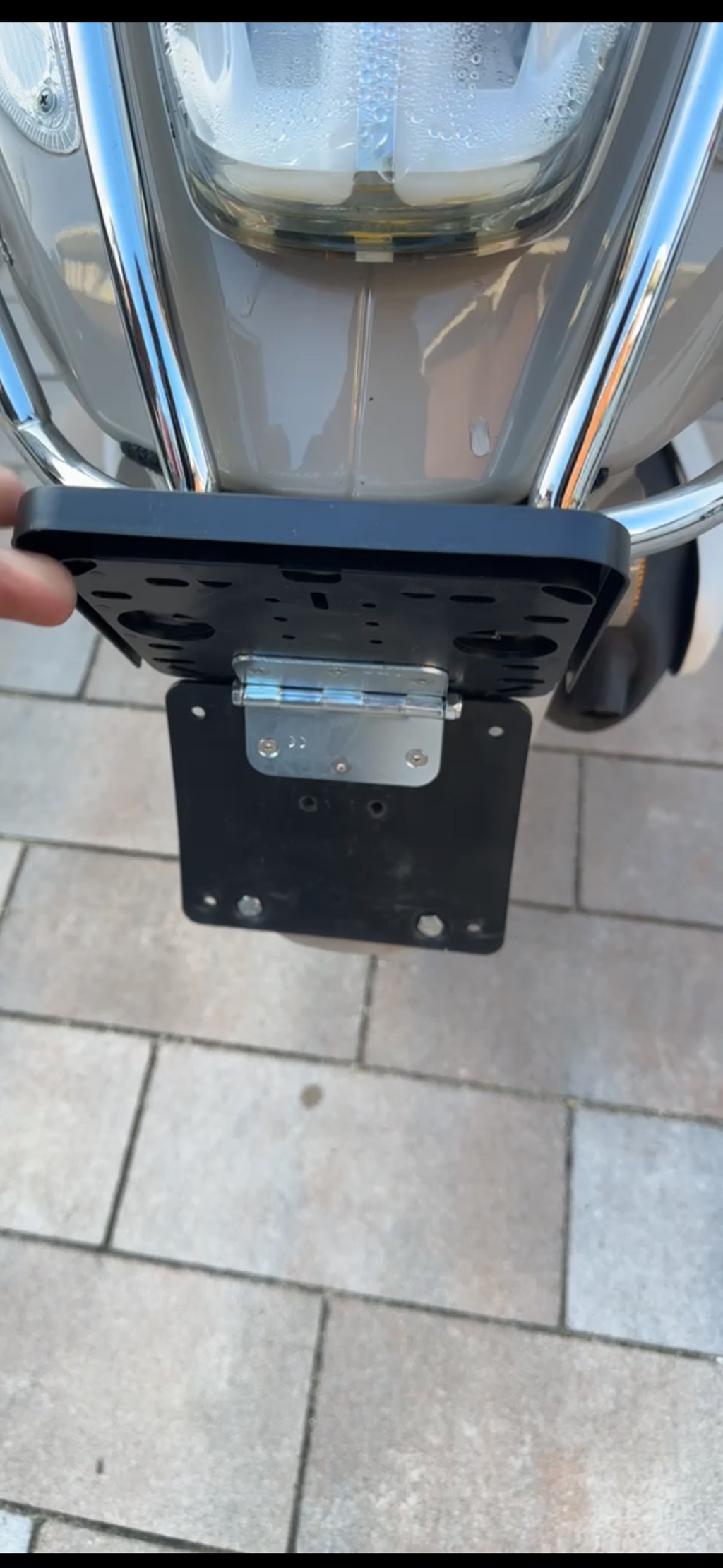 Klapkenteken BROMMER